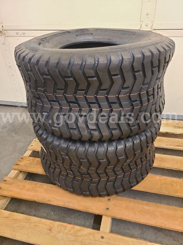Deestone 26x12x12 Turf tires