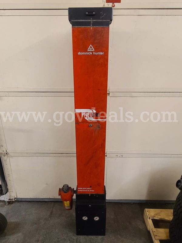 Parker Domnick Hunter Pnuedri compressed air dryer DME040