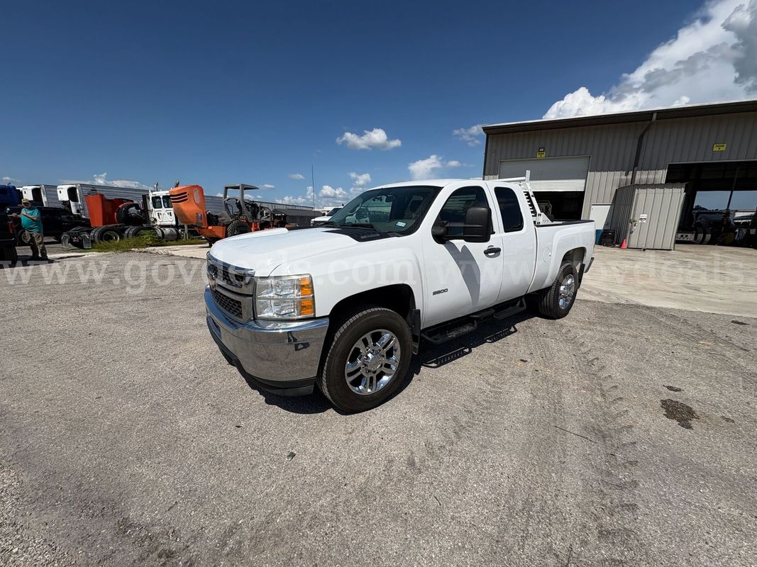 2013 Chevrolet Silverado 2500HD Extended Cab Pickup