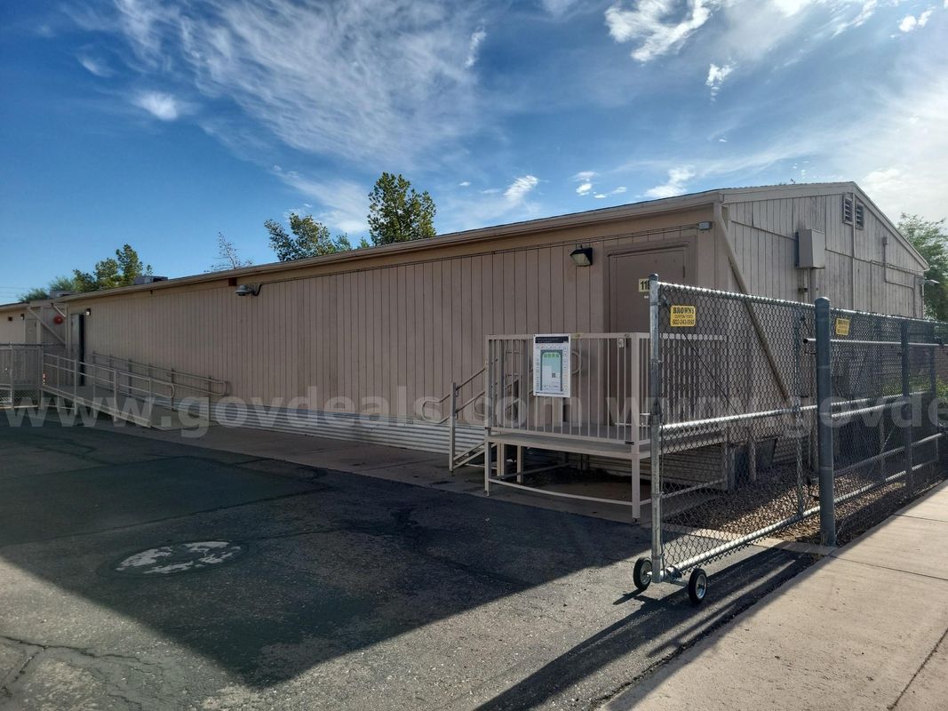 1987 Rosewood Enterprises 68' x 28' Double-Wide Manufactured Portable Classroom Building