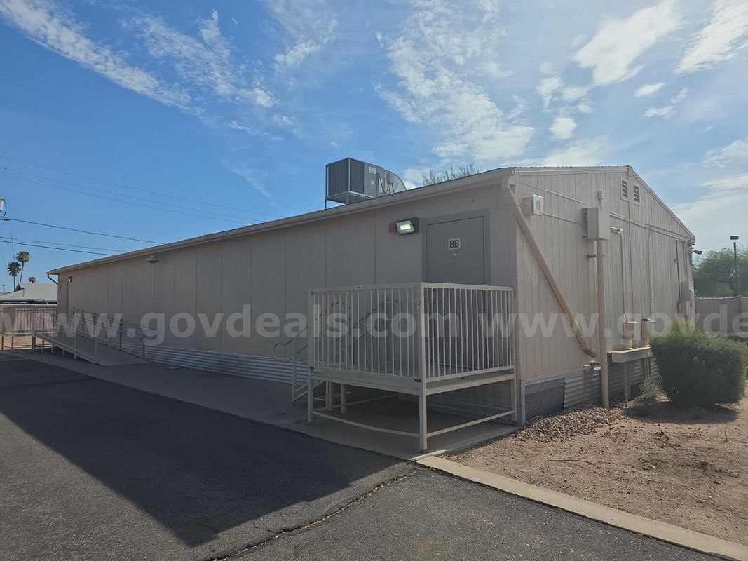 1985 Valley Modular 68' x 28' Double-Wide Manufactured Portable Classroom Building