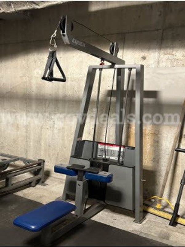 Cybex Seated Lat Pull Down Machine
