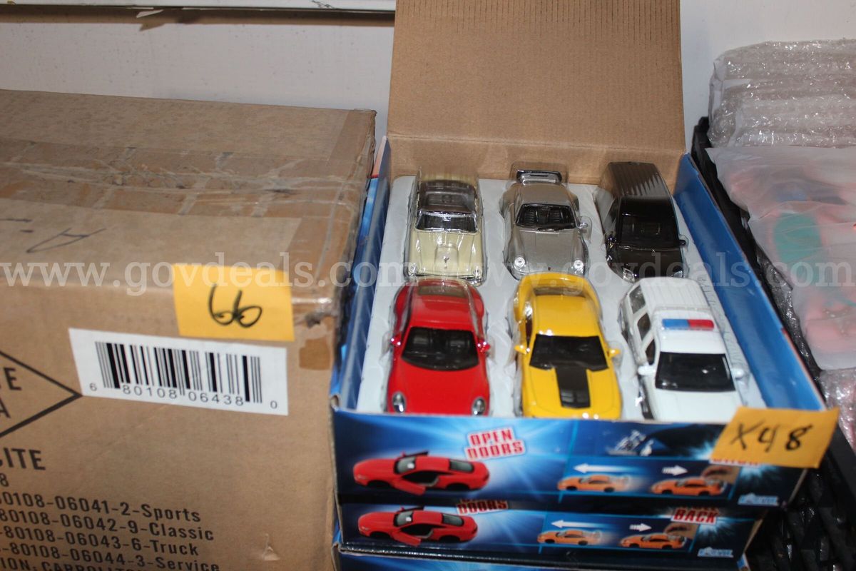 Brand new Excite 1:38 Pull Back Die Cast Metal Cars #6438, Comes With A Large Assortment Of Cars, lot contains 48 cars.