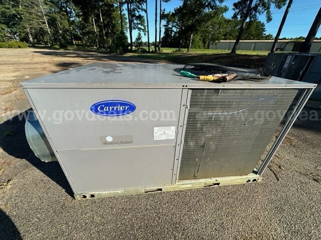 Carrier 50A4-030 Commercial 30 ton HVAC Unit AC