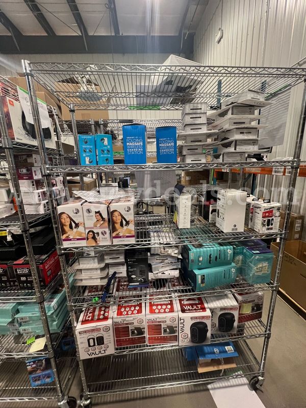 Big Lot - Consumer Goods : Sound Systems, Electronics, Electronic Accessories