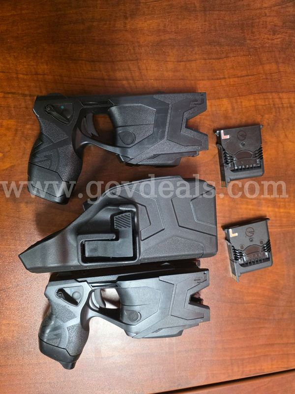 (2) Axon Taser X2 ECDs (Black) w/ 2 Cartridges, 3 Safariland Holsters, Standard & Signal SPPM Batteries