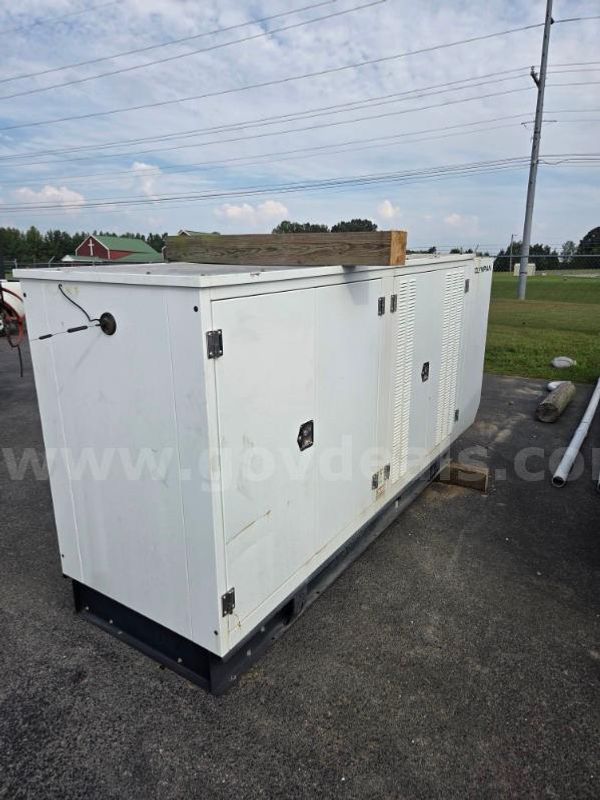 130 Kw Natural Gas Generator 120/240 Three Phase