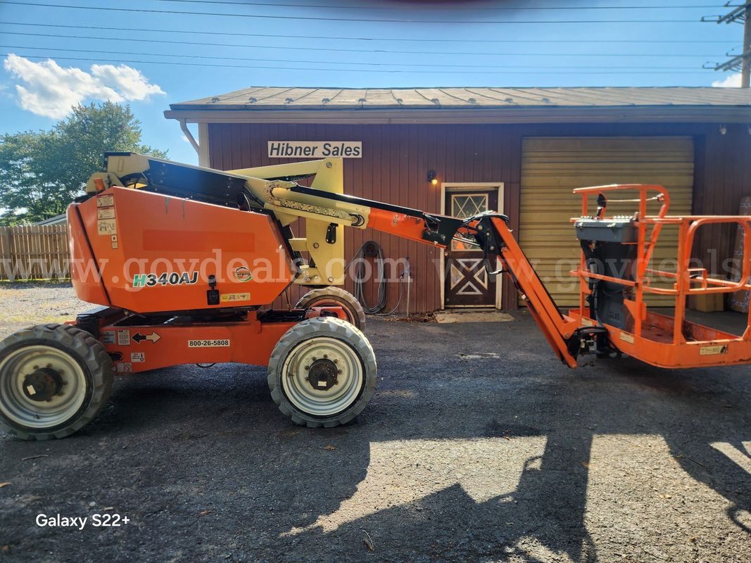 2019 JLG H340AJ 4WD Hybrid Articulating Boom Lift