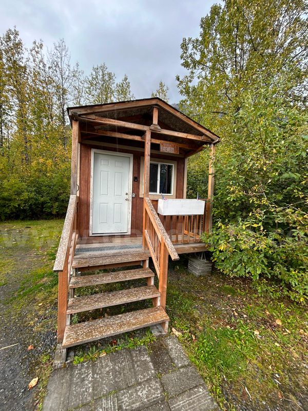 2017 Portable Dry Cabin, 1 Bedroom ~15ft x 10ft