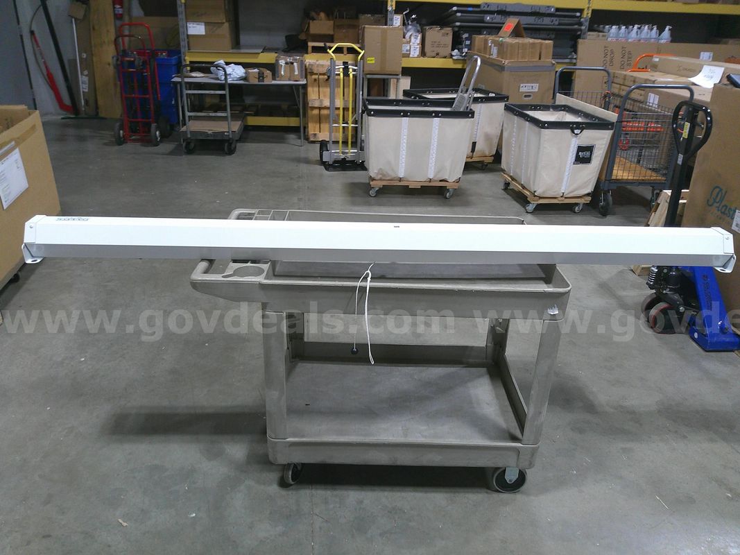 Da-Lite Projector Screen