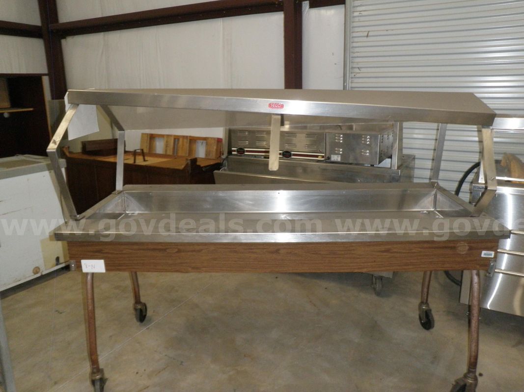 Cafeteria Wheeled Tray
