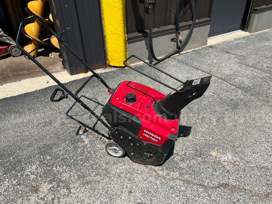 Honda Snow Blower HS720