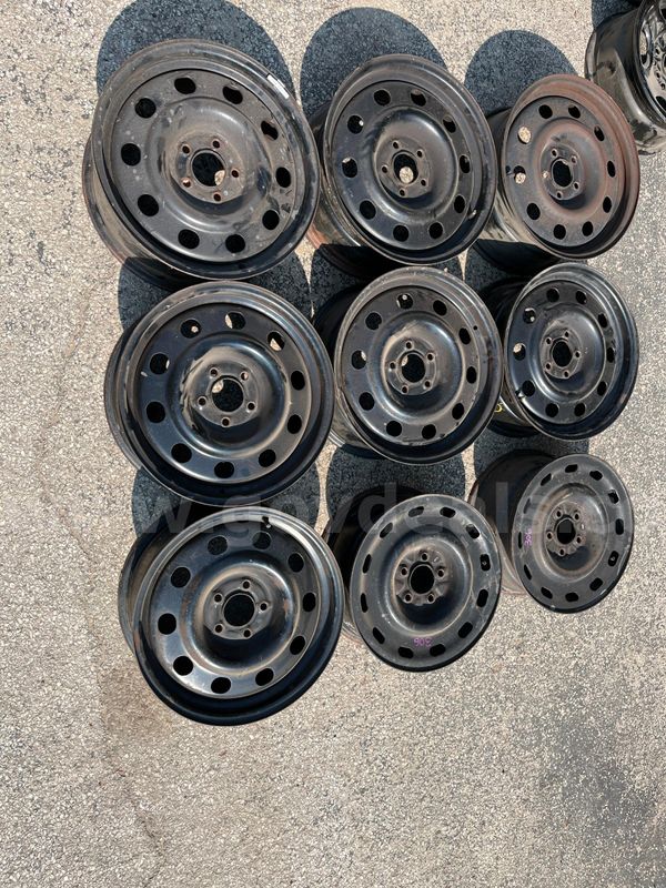 Lot of 6 Ford Crown Victoria Wheels from Squad cars. 7x 2007-2011, 2x1998-2005