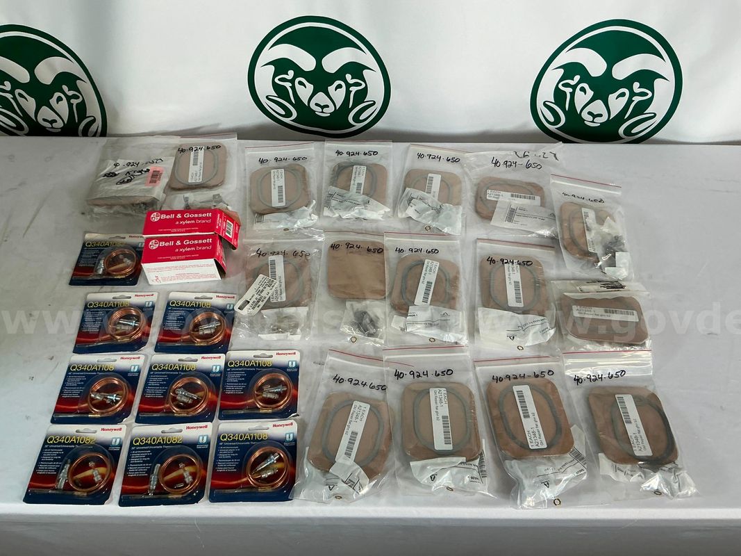 Lot of Miscellaneous Gaskets, Air vents, and Thermocouples