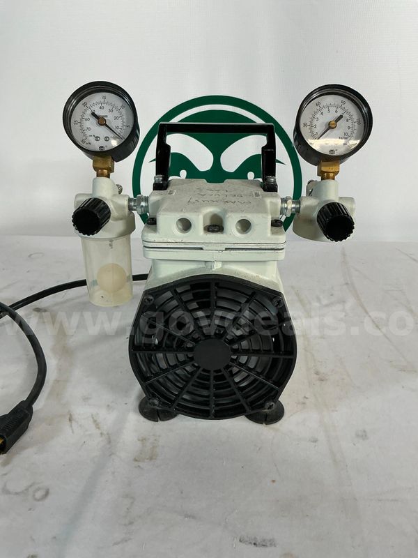 Welch 2522B-01 Vacuum Pump