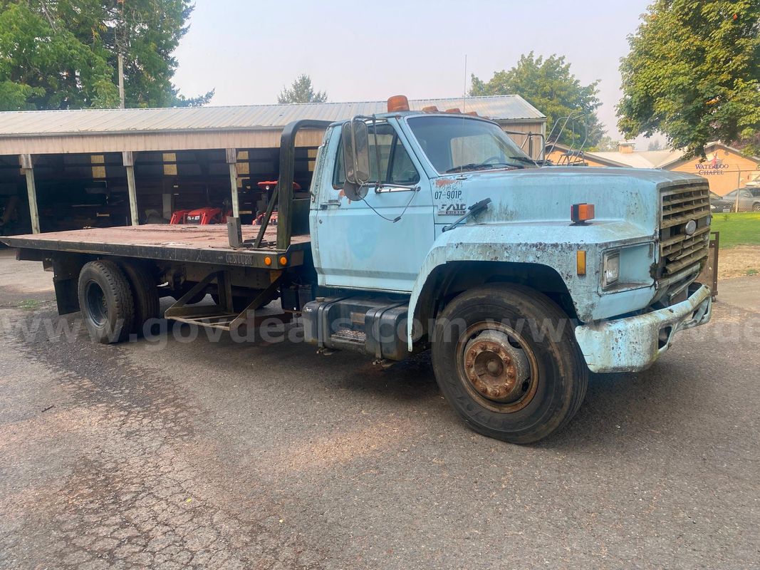 1990 Ford F700f