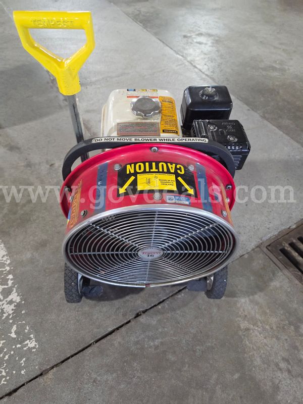 Tempest Positive Pressure Gas Powered Ventilation Fan