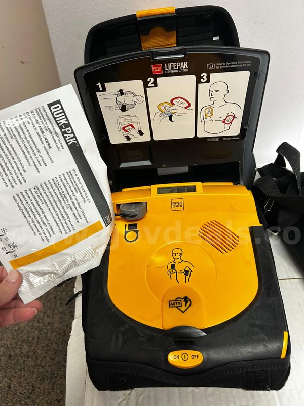 Defibrillator