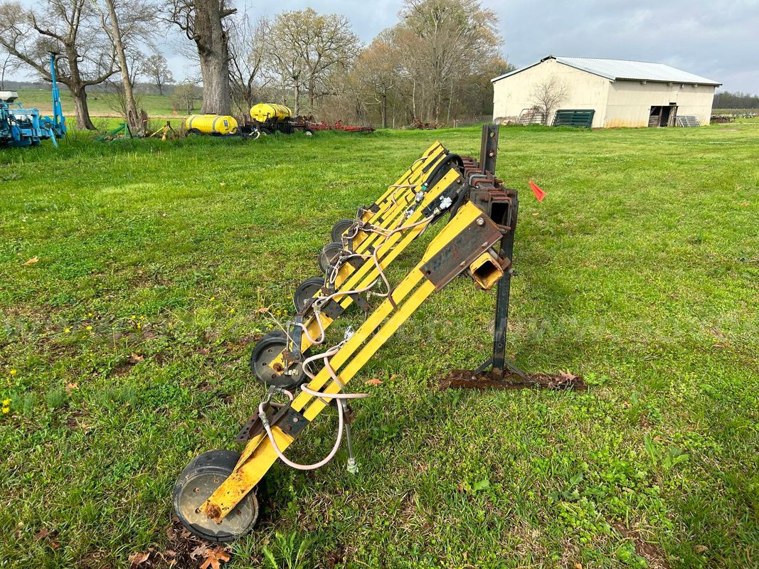 4-Row Direct Post Sprayer