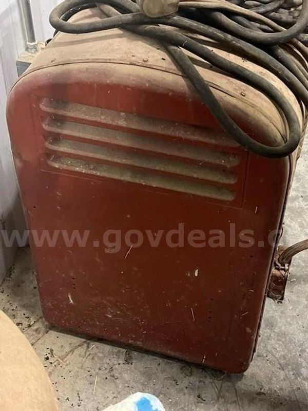 Lincoln Idealarc 250 Welder