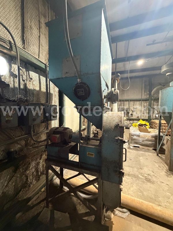 Jacobson Machine Works Hammer Mill