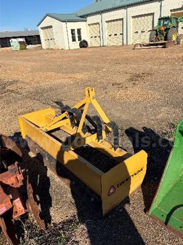 3 Point Hitch w/5ft Disk Blade