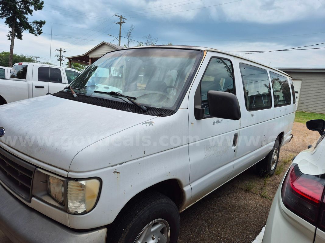 1995 Ford Club Wagon