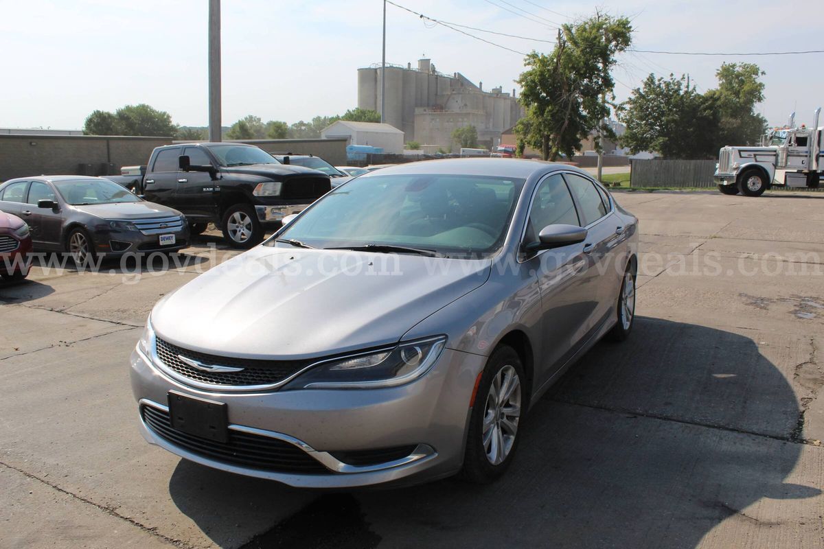 2015 Chrysler 200
