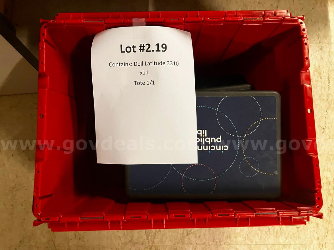 Lot of 11 Dell Latitude 3310 Laptops