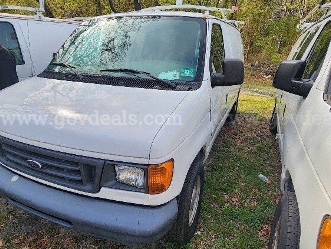 2005 Ford Econoline
