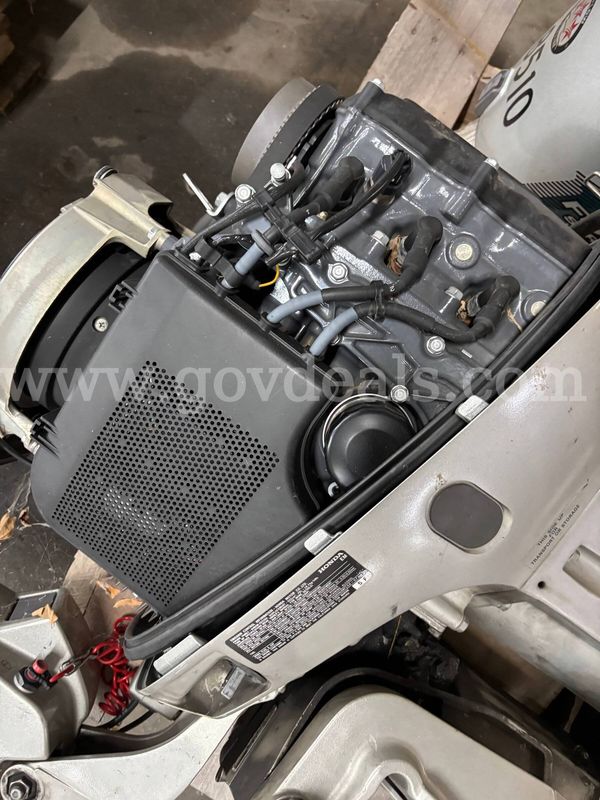 Honda Outboard Engine