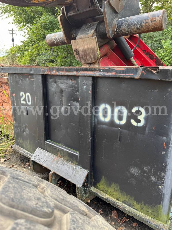 20 YD ROLL OFF DUMPSTER