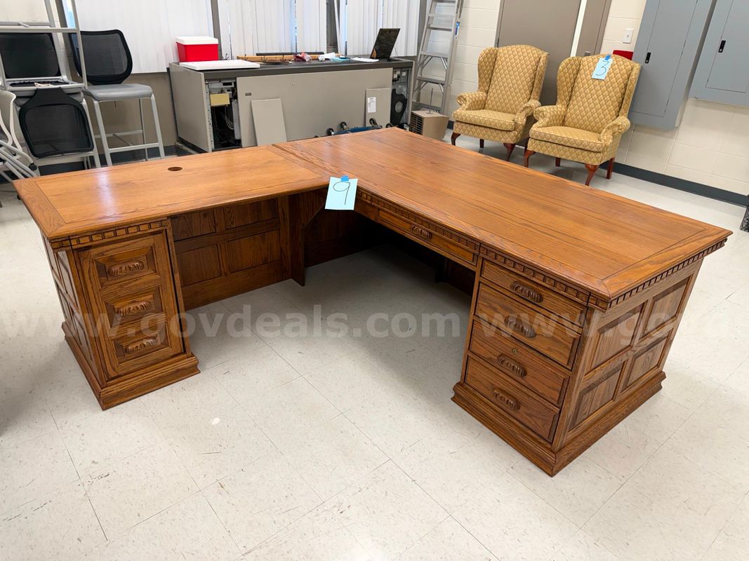 L shaped wooden desk