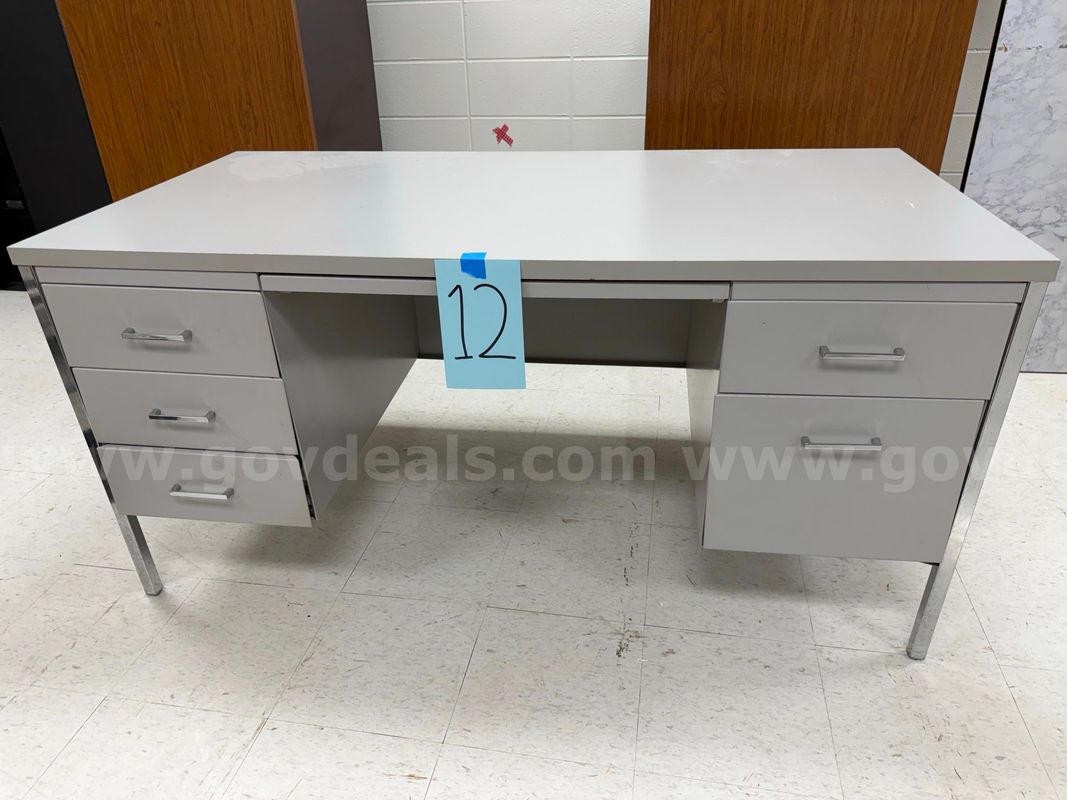 5 drawer metal desk