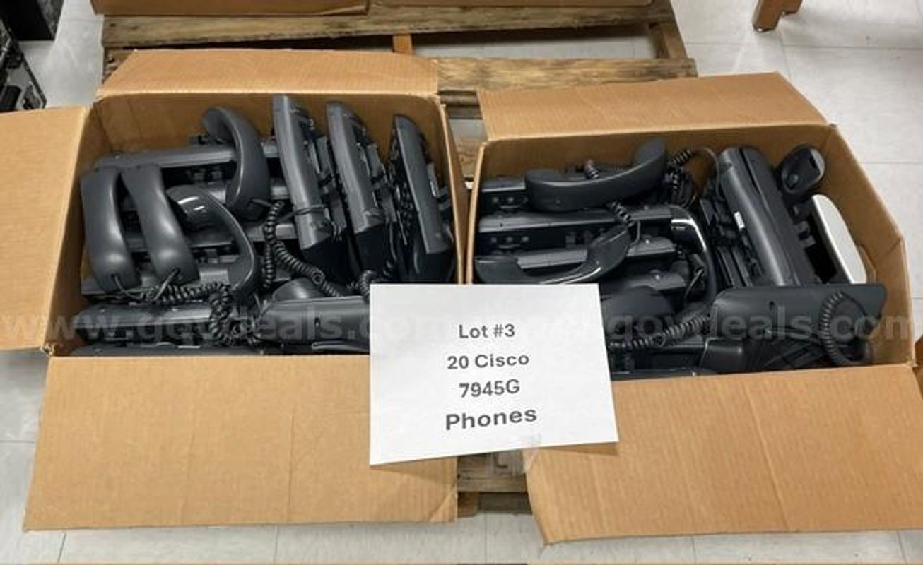 Cisco phones Lot 3