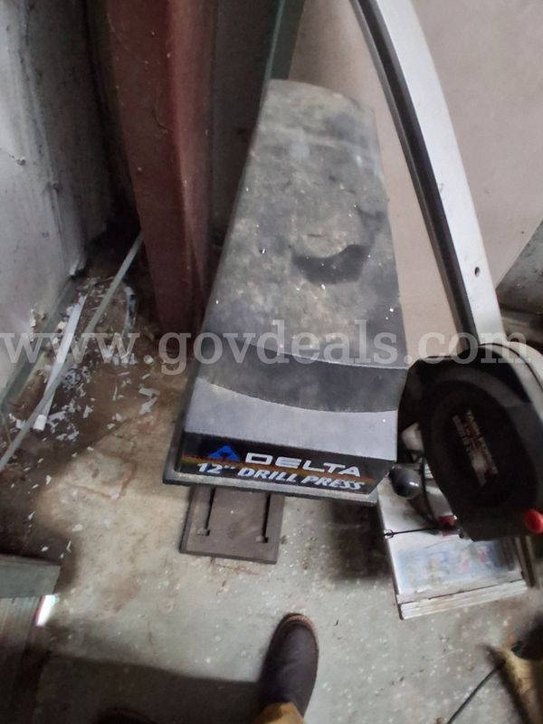 Two drill presses Delta 11-990/ PTS 9D175
