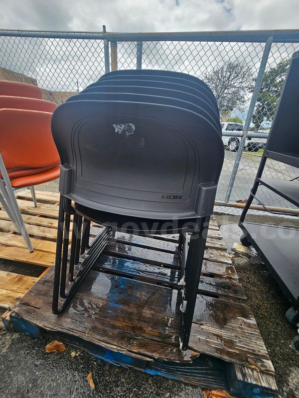 (6) Matching Office Chairs (Seat Height 17in)
