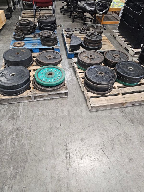 (4) Pallets Of Assorted Weight Plates