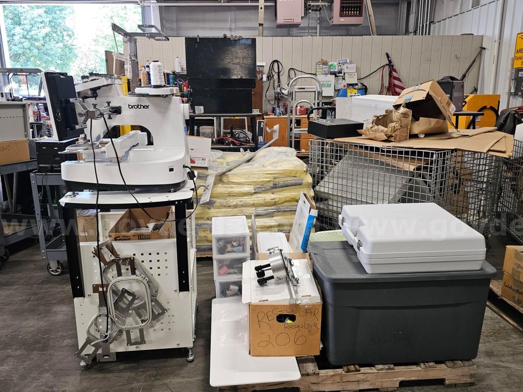 BROTHER ENTREPRENEUR PRO PR1000e EMBROIDERY MACHINE AND MISC. ACCESSORIES