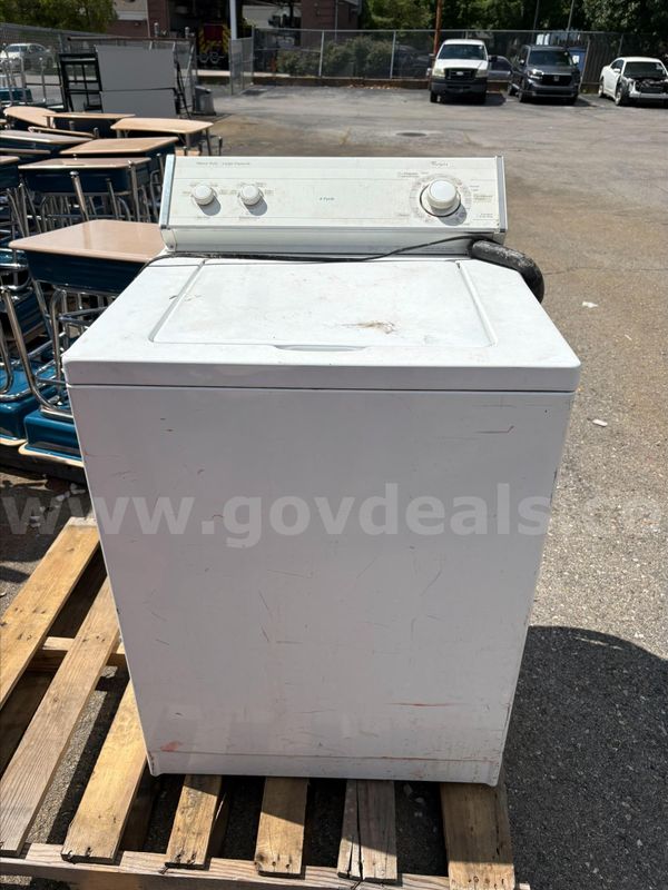 WHIRLPOOL WASHING MACHINE (DOES NOT WORK/FOR PARTS OR REPAIR)