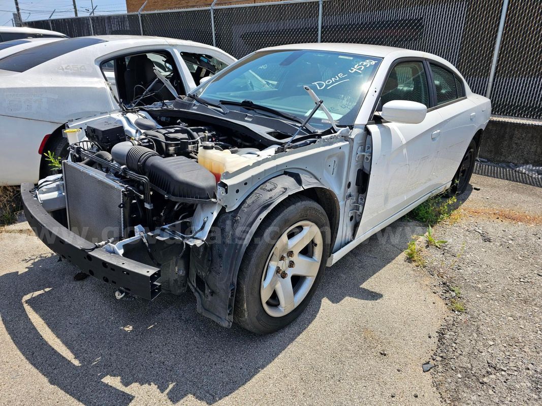 2016 Dodge Charger TAB 4532 (NO KEYS) (WRECKED FOR PARTS OR REPAIR)