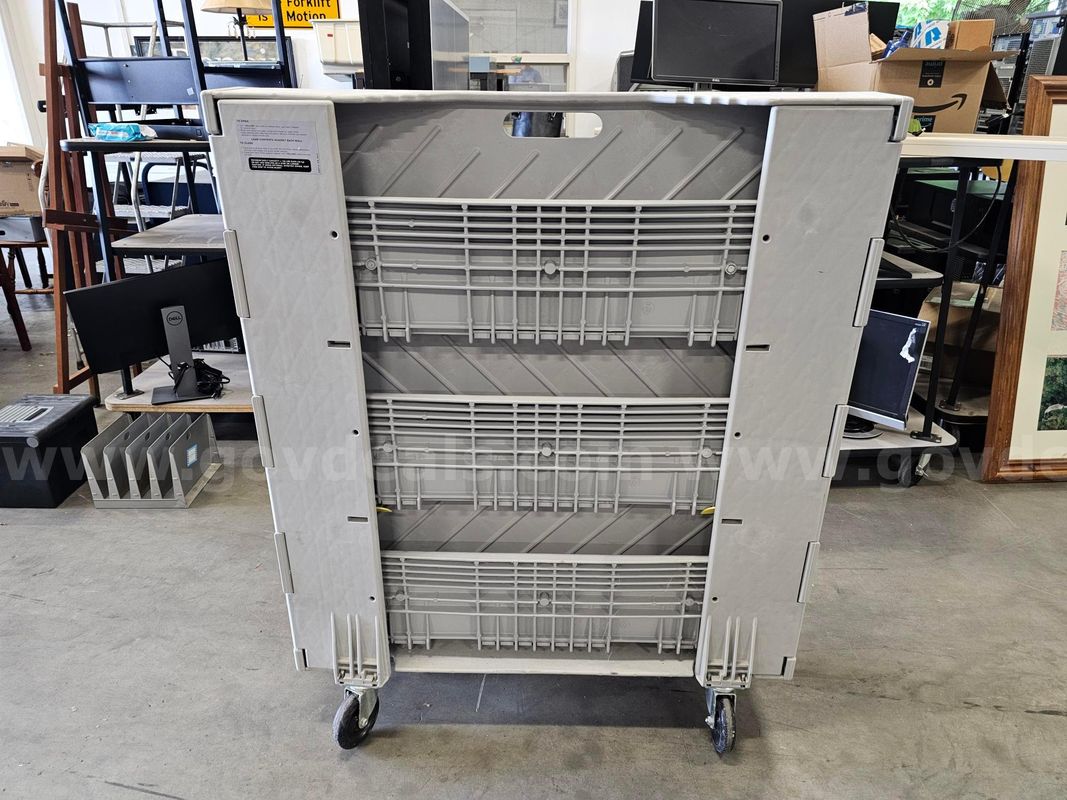 SAMSON FOLDING ROLLING CART (43IN L X 10IN W X 52IN H)