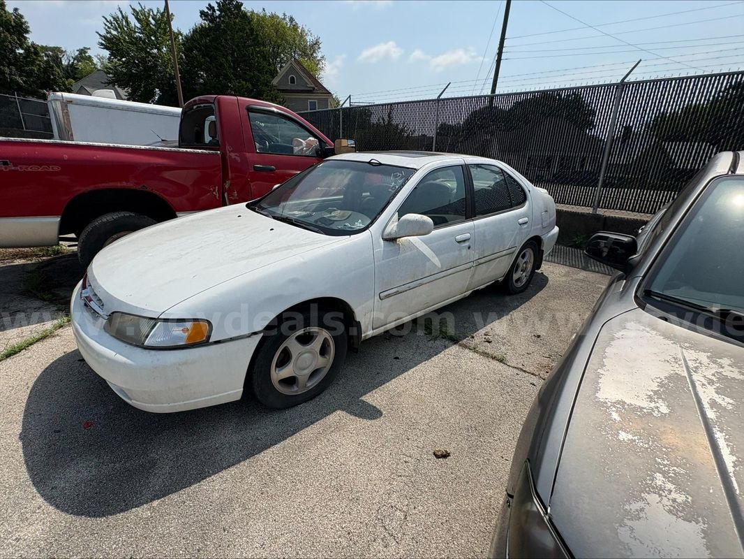 1998 Nissan Altima XE (NO TITLE) (ABANDONED, STOLEN, AND/OR RECOVERED PROPERTY)