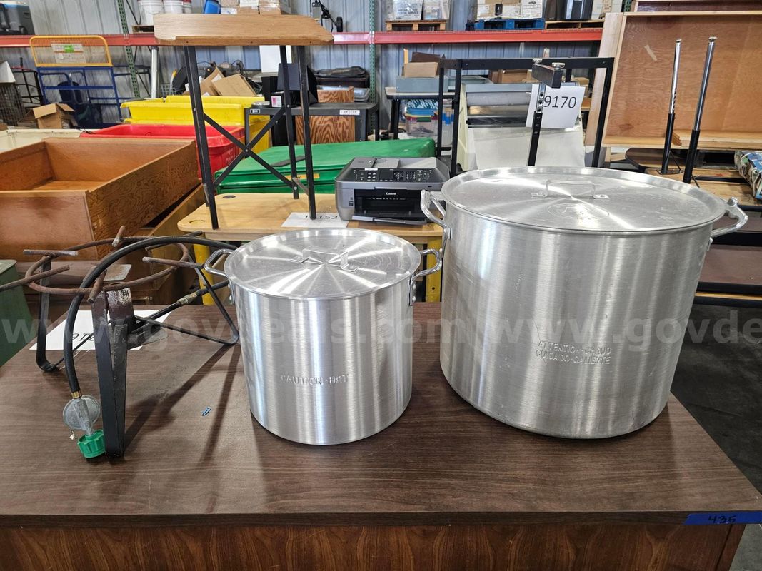 (2) Aluminum Pots With Lids And One Propane Burner