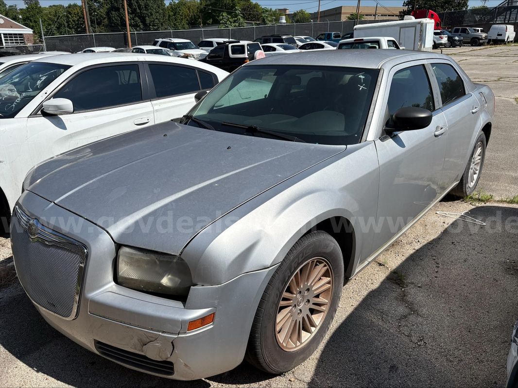 2009 Chrysler 300 (NO TITLE) (ABANDONED, STOLEN, AND/OR RECOVERED PROPERTY)