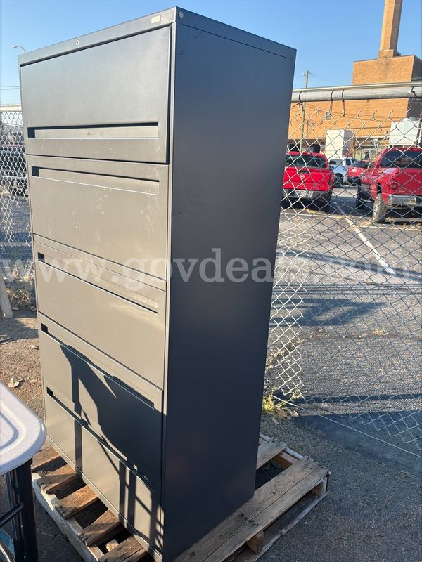 Metal Lateral File Cabinet With No Key (5 Drawer)