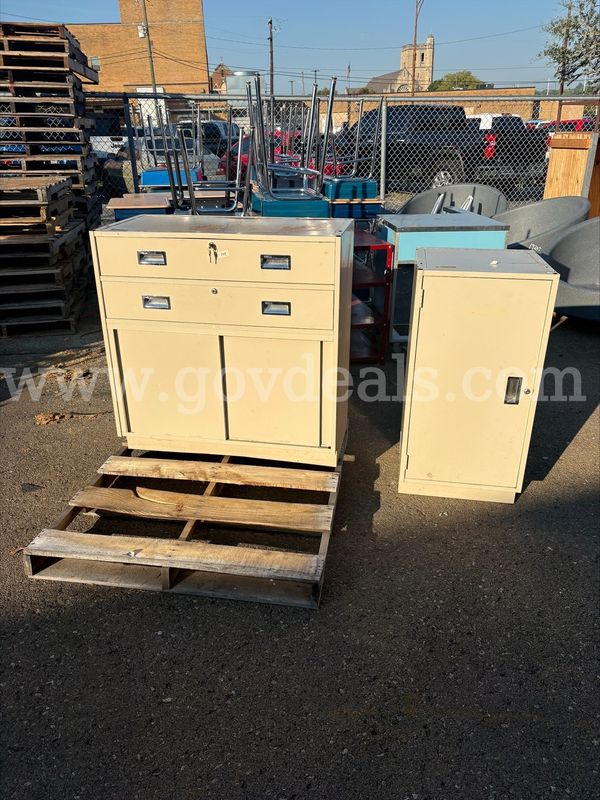 (2) Metal Cabinets (38x37x19) (38x19x19)