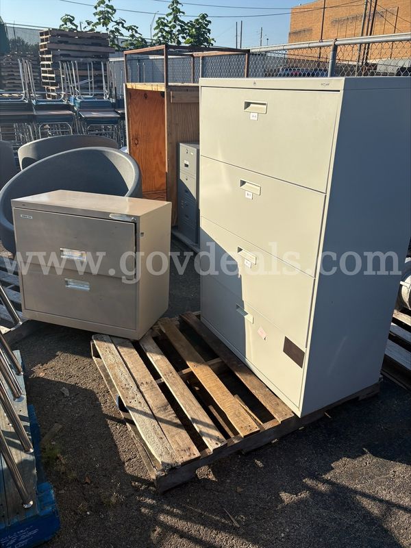 (1) FOUR DRAWER LATERAL AND (1) TWO DRAWER LATERAL (NO KEYS)
