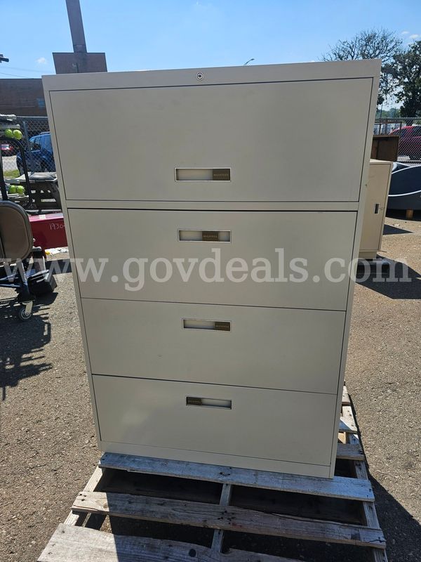 METAL LATERAL FILE CABINET (FOUR DRAWER) (NO KEY) (53IN H X 36IN W X 18IN D)