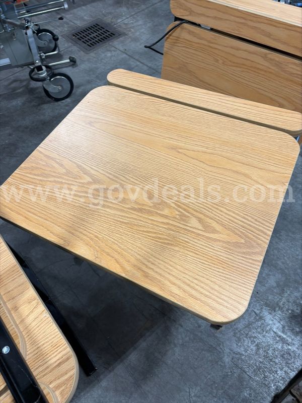 (5) DESK WITH POWER SUPPLIES - (4) DESKS (29X30X24T) 1- (57X30X24T)